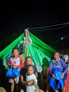 Foto: Penerima Sembako Posko Kedutu & Tempode, Kelurahan Baru, NTT (PMII)